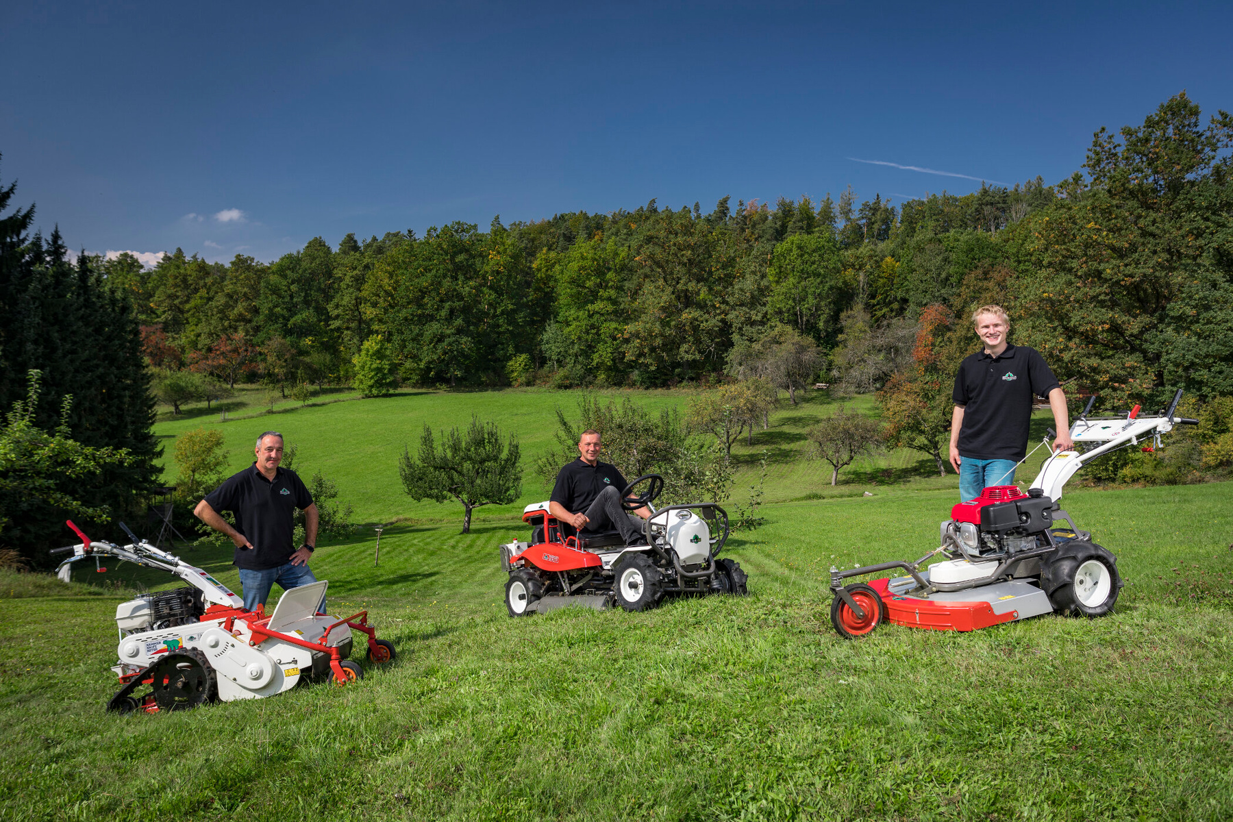 großes Sortiment an Gartenmaschinen des Maschinenhandels Stefan Romanczak